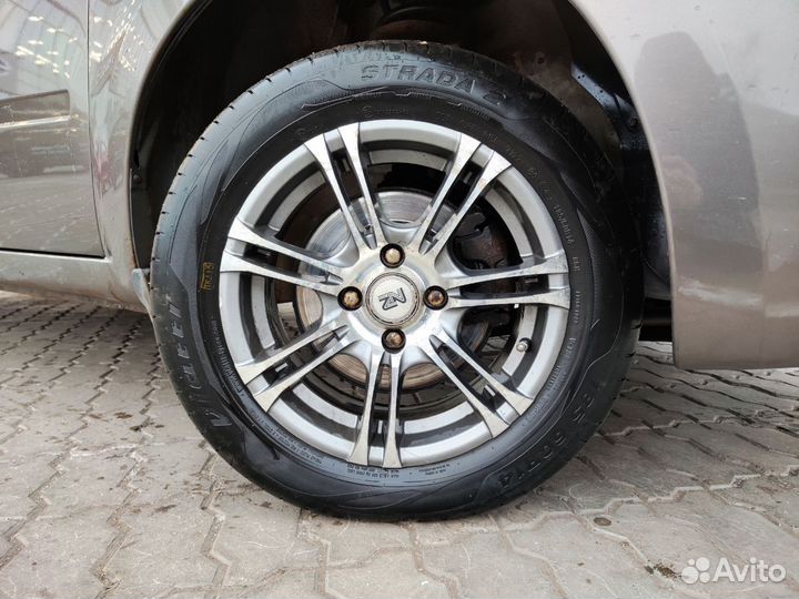 LADA Granta 1.6 МТ, 2014, 140 000 км