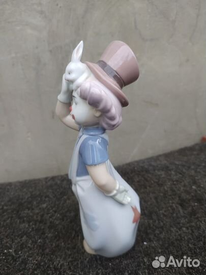 Шляпа фокусника. Lladro 8092