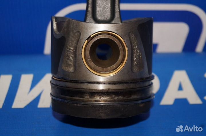 Поршень с шатуном Mercedes Glc W253 OM651 2018