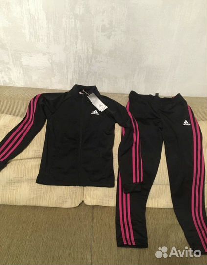 Новый спортивный костюм Adidas