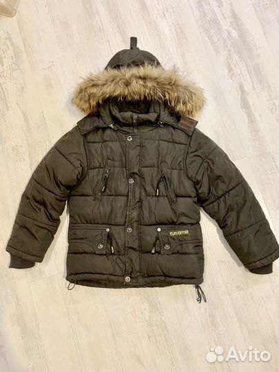 Куртка зим(пуховик), р-р116 с мехом енота