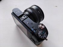 Беззеркальная камера Samsung NX200 Kit