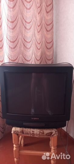 Телевизор sony Trinitron диагональ 52 см
