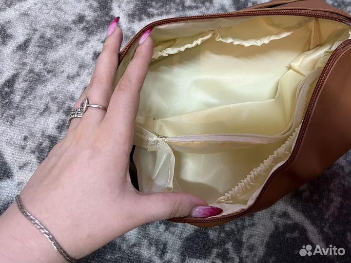 Водонепроницаемая косметичка