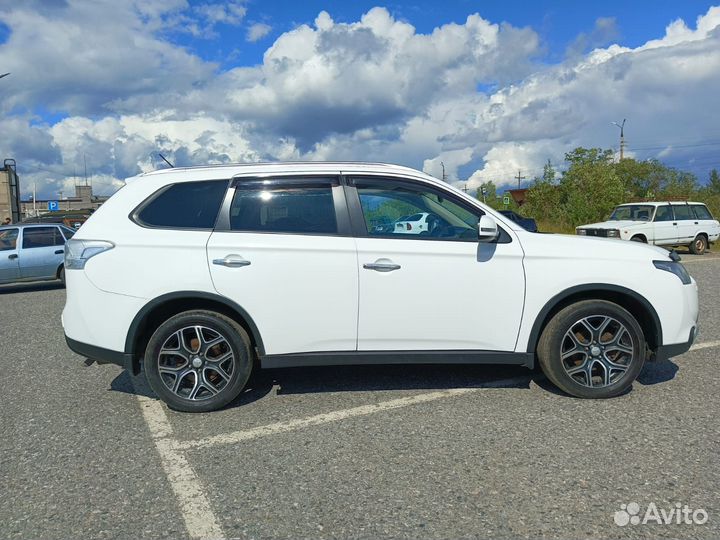 Mitsubishi Outlander 2.4 CVT, 2014, 192 000 км