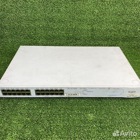 Коммутатор 3C17203