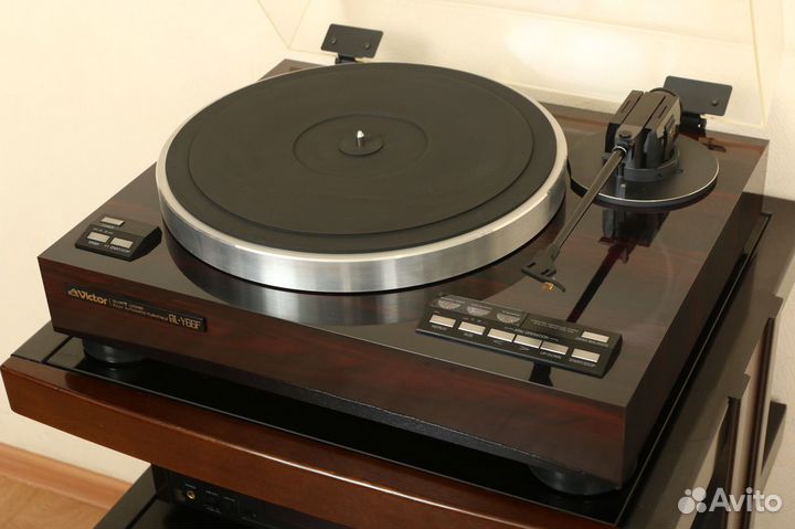 Проигрыватель Victor QL-Y66F