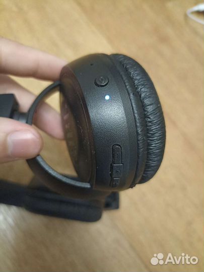 Беспроводные наушники jbl T450BT