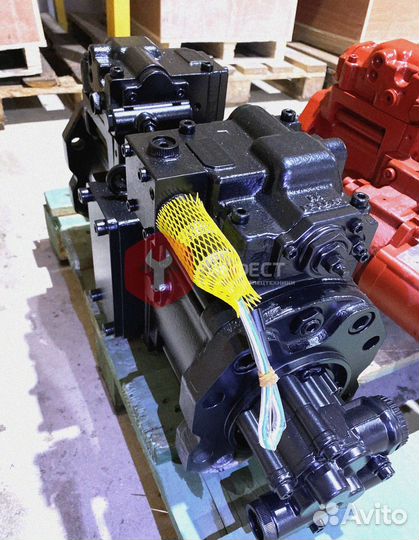 Основной насос JCB 31N3-10010 K3V63DT