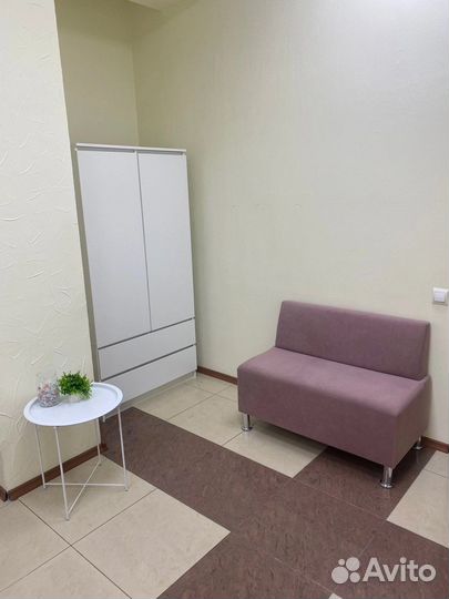 Аренда рабочего места мастера маникюра