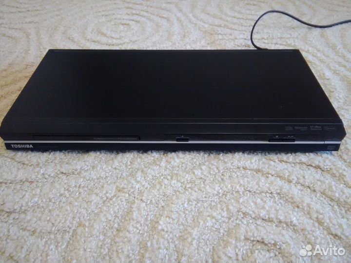 DVD-проигрыватель Toshiba SD-700KR
