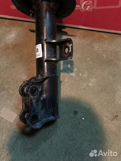 Стойки на hyundai iх35