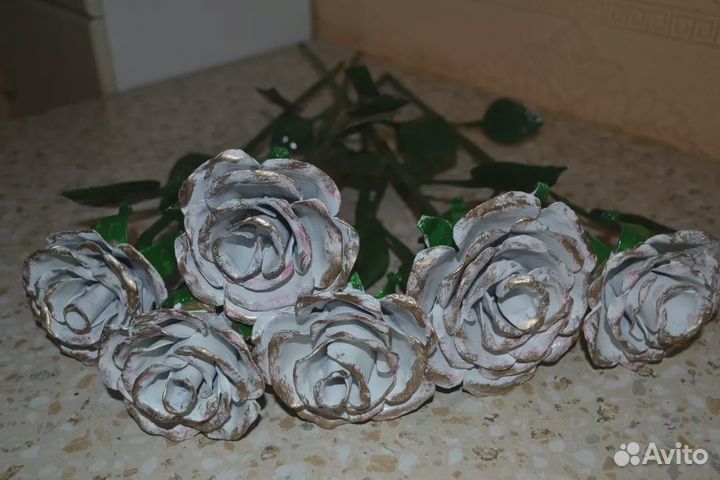 Кованые розы