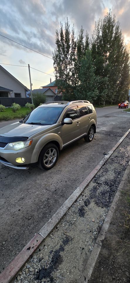 Mitsubishi Outlander: фото владельца