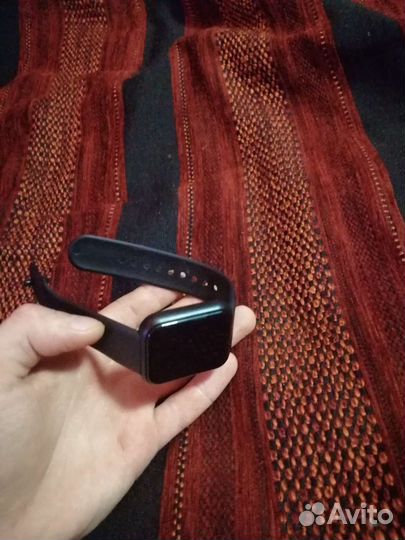 Телефон ZTE Электронные часы