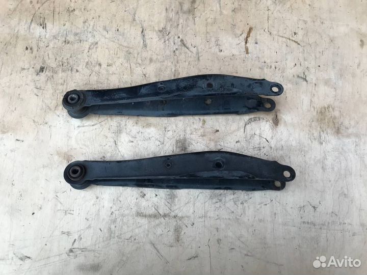 Рычаг задний Lexus IS250 GS300 Crown GRS180