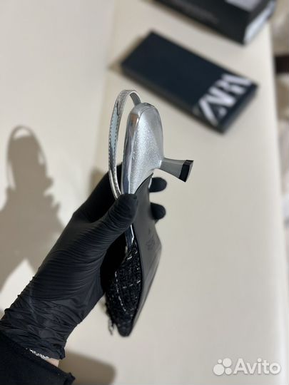 Босоножки zara