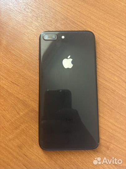 iPhone 8 Plus, 64 ГБ