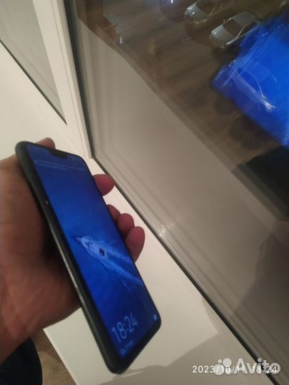 HONOR 8X, 6/64 ГБ