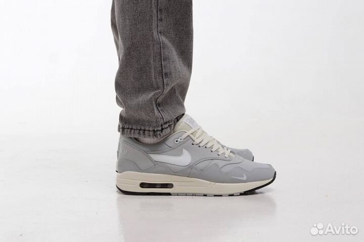 Nike Air Max 1 x Patta 'Light grey'