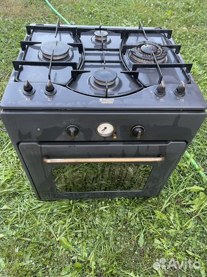 Духовой шкаф и варочная панель Hotpoint Ariston