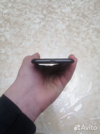 iPhone 7, 128 ГБ