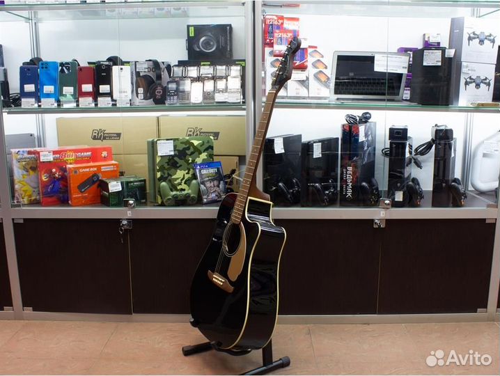 Электроакустическая гитара Fender Redondo Player J