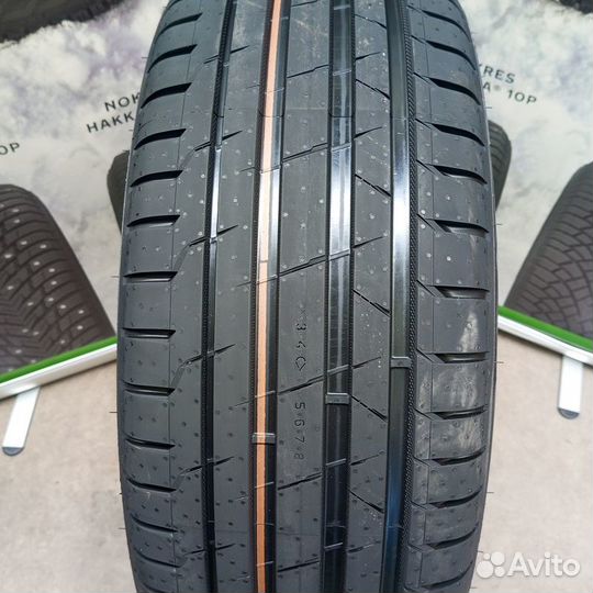 Ikon Tyres Autograph Ultra 2 SUV 295/35 R21