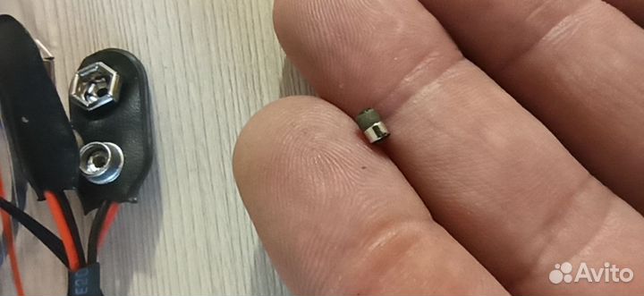 Микронаушник