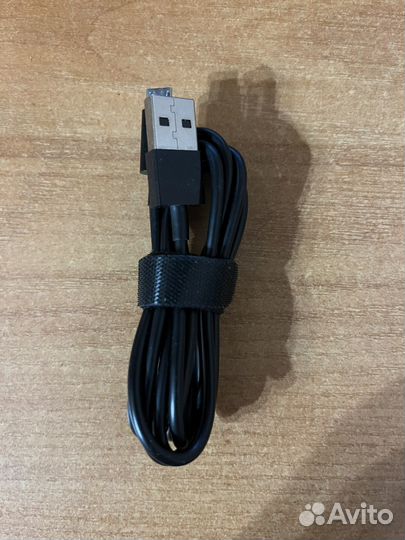 Usb кабель для зарядки смартфона Deppa