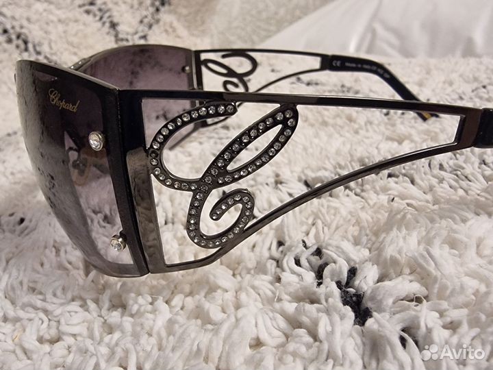 Солнцезащитные очки женские chopard