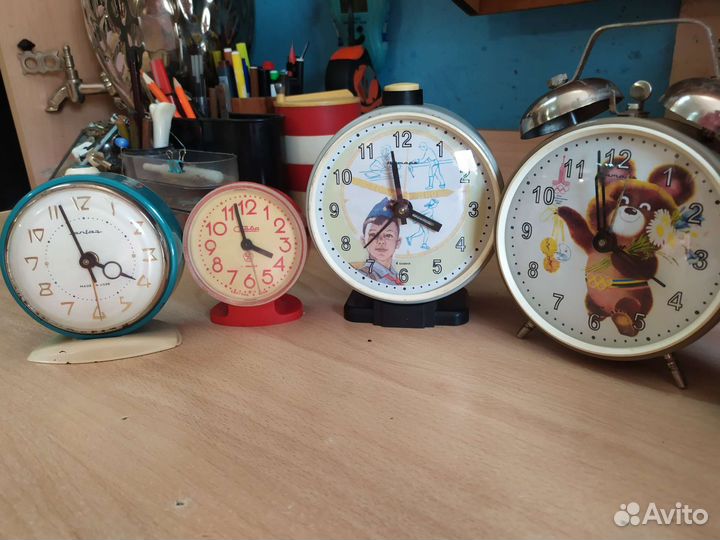 Будильники Янтарь СССР рабочие