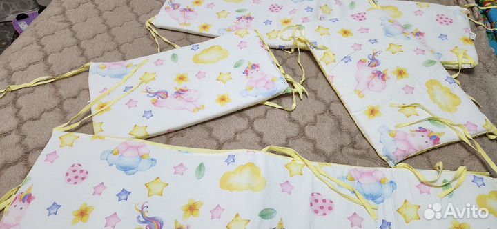 Бортики в детскую кроватку новые