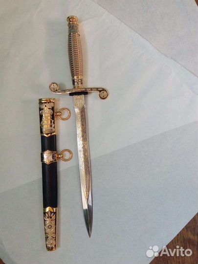 Сувенирный кортик