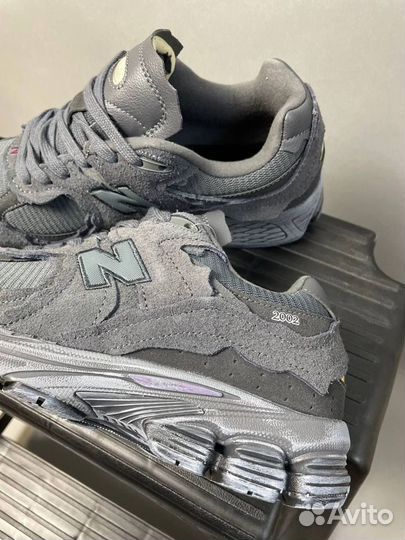 Кроссовки мужские женские New Balance 2002r