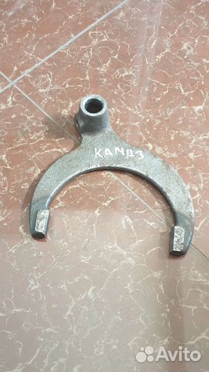 Вилка 1-й передачи и заднего хода камаз 14-1702024