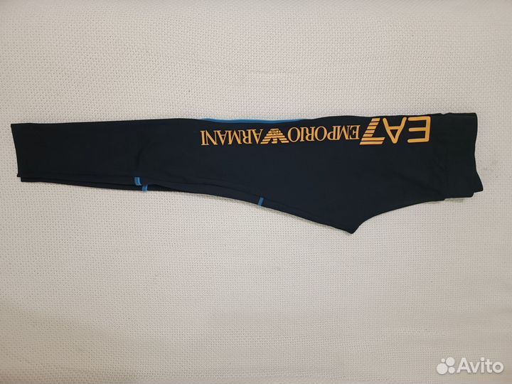 Спортивный костюм женский