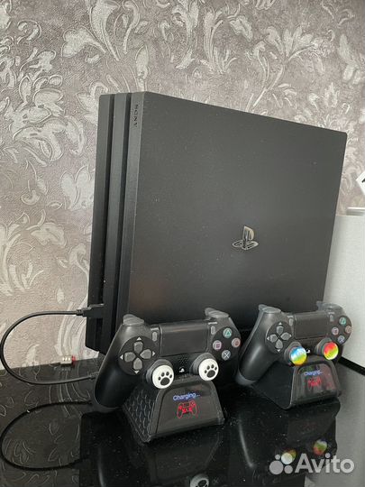 Sony PS4 pro 1tb