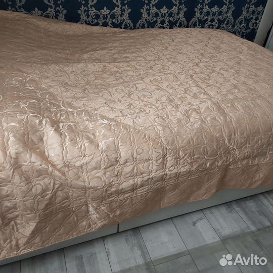 Покрывало на 2 х спальную кровать