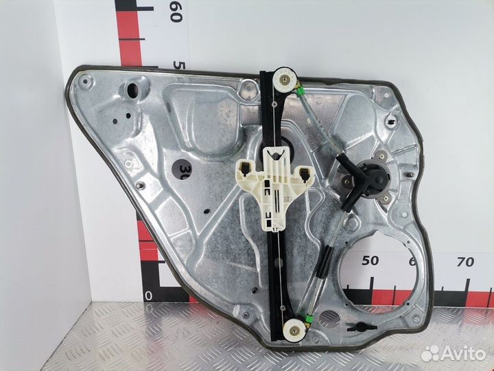 Стеклоподъемник Volkswagen Polo 4 2004
