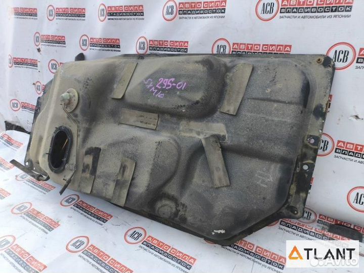 Бензобак toyota ipsum