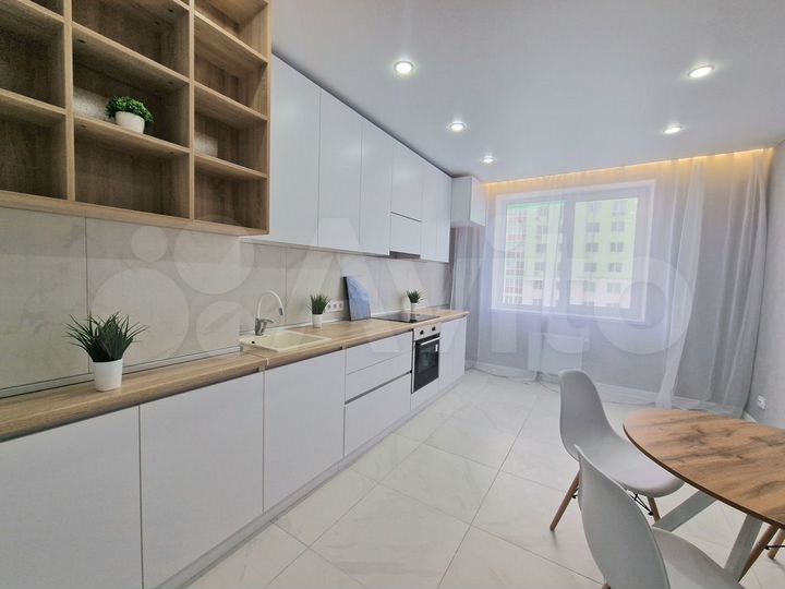 3-к. квартира, 65 м², 12/15 эт.