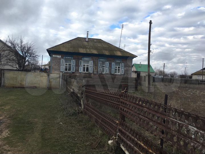 Дом 48 м² на участке 9 сот.