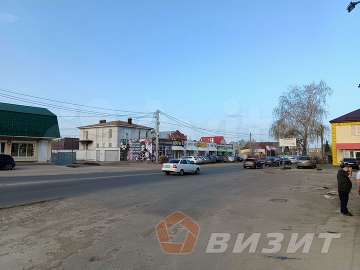 Торговое помещение на 1 линии проездной улицы