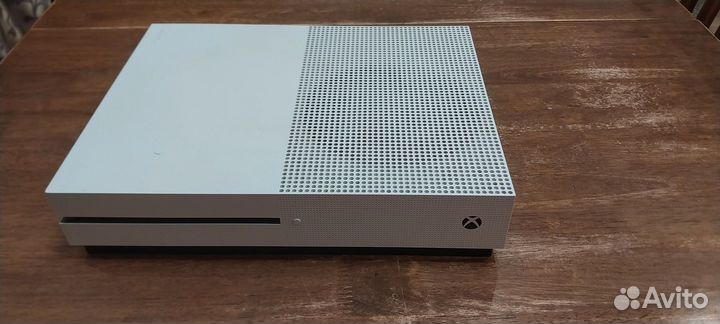 Xbox one s на 1 tb