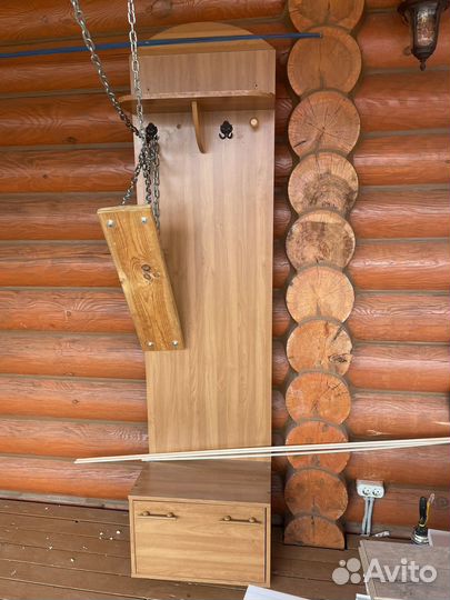 Вешалка в прихожую с обувницей