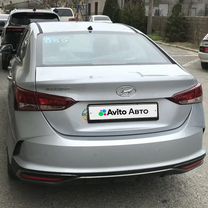 Hyundai Solaris 1.4 AT, 2022, 50 км, с пробегом, цена 1 890 000 руб., Махачкала
