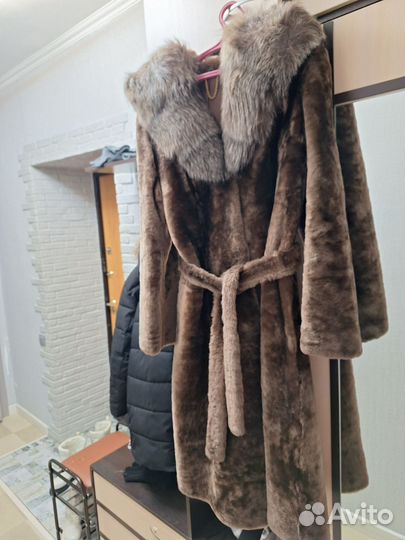 Шуба мутоновая бу 48 50р