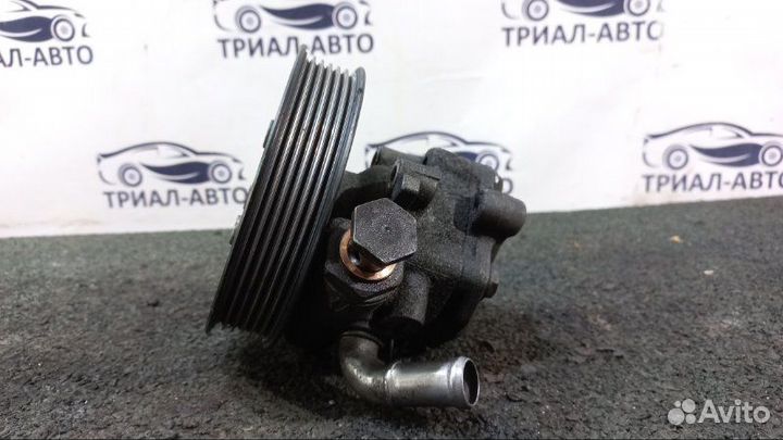 Насос гур Q7