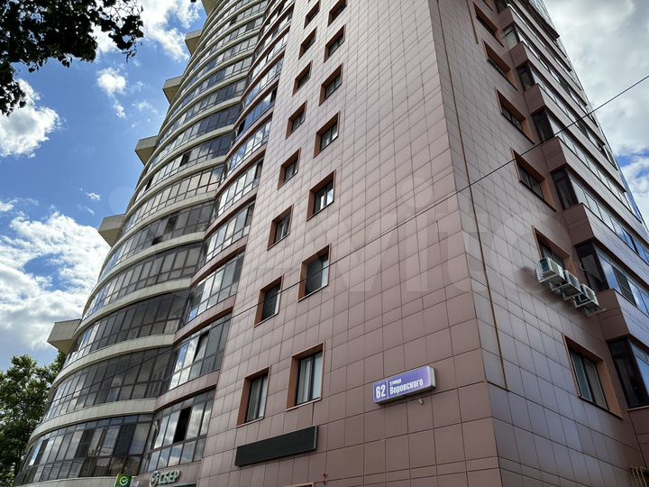 3-к. квартира, 113 м², 20/25 эт.